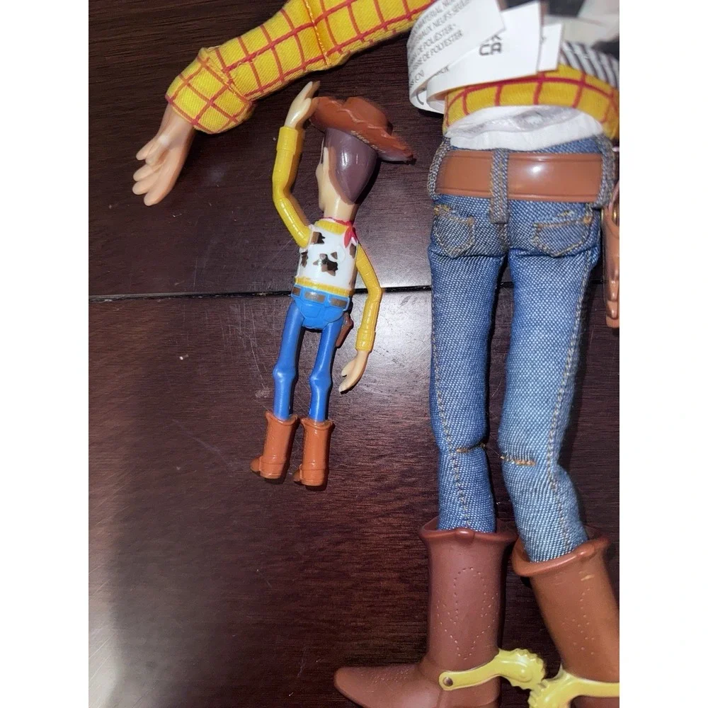 lot of 4‎ disney woody Dolls -working - No Hats